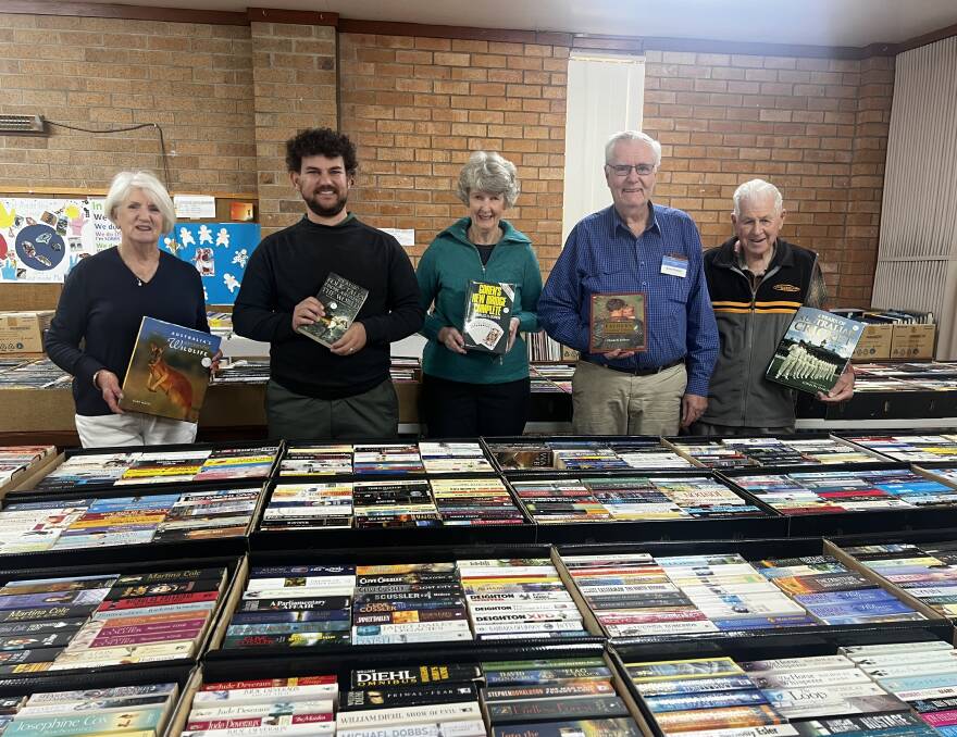 Judy Penfold, Rev. Ben Connelly, Jenny Anderson, Bruce Pietsch, and Len Shepherdson of the Cowra Anglican Book Fair