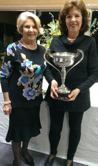 BIG WINNER: Ladies Golf President Jenni Fagan with Cowra Open Cup winner Cheryl McKeown.