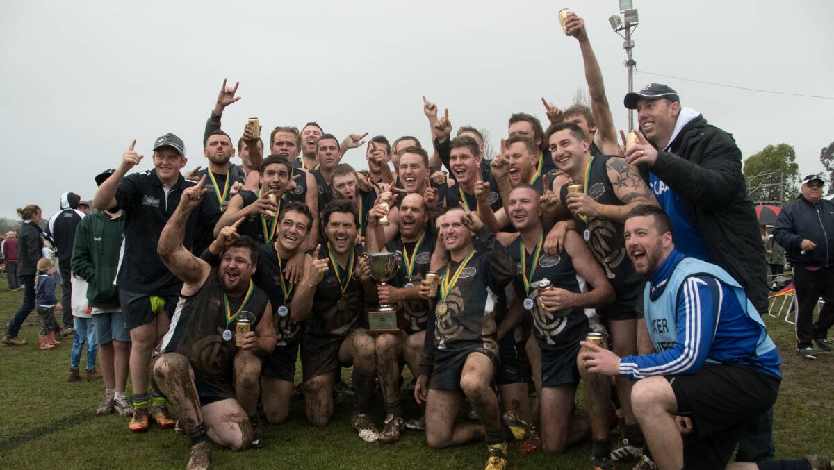The Cowra Blues fell in a downward spiral in 2017 following the 2016 Central West AFL premiership win.