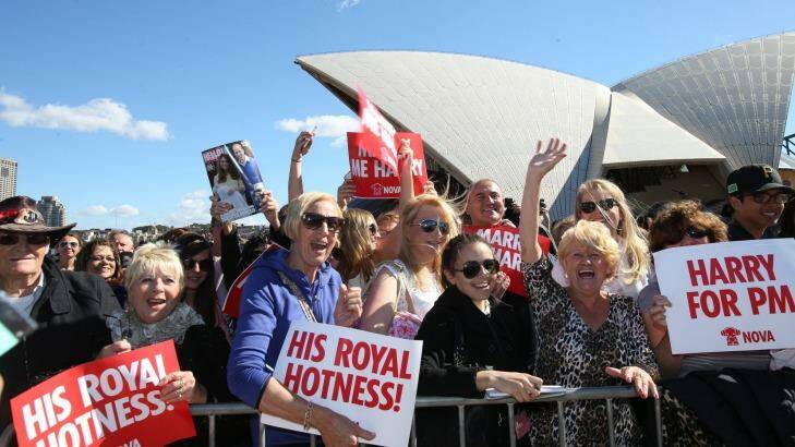 Crowds wait for Prince Harry. Photo: Louise Kennerley