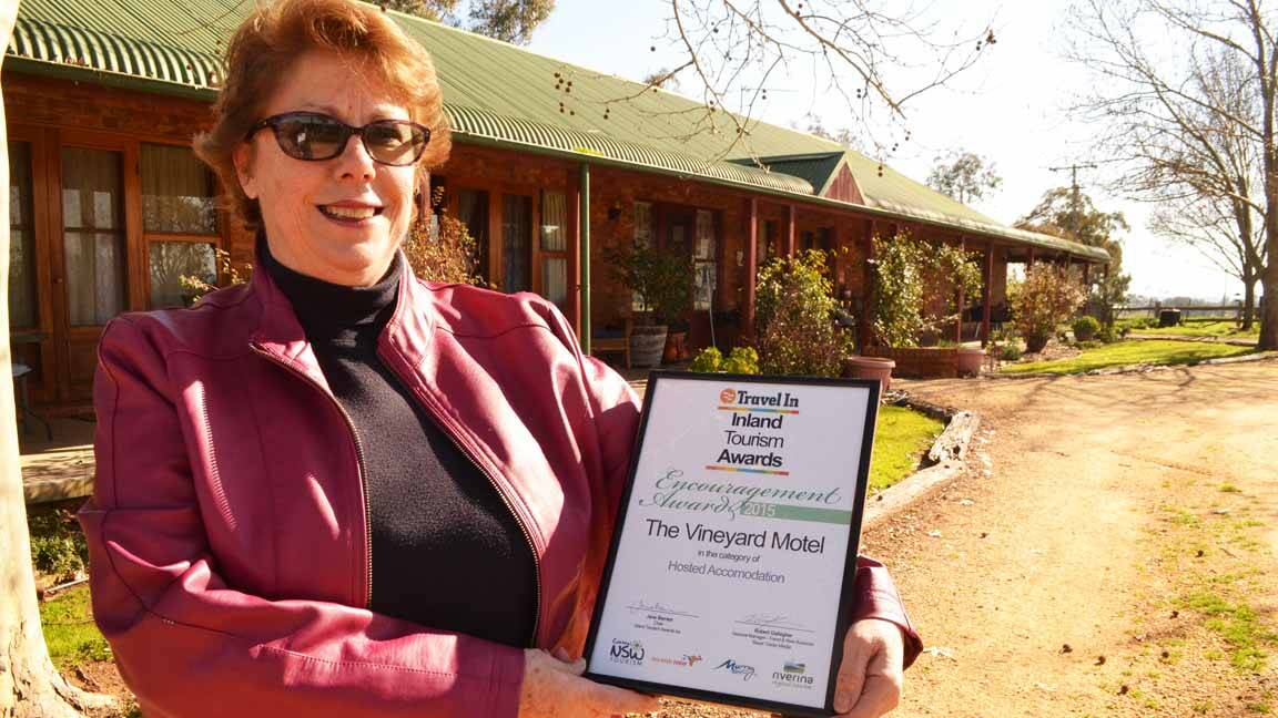 Vineyard Motel owner Wendy-Jane Saywaker with her Travel In Inland Tourism Awards encouragement award.
