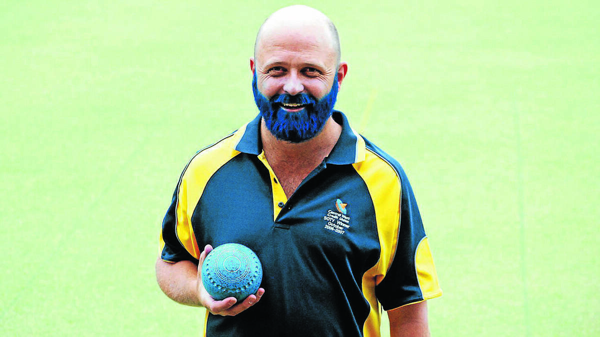 In the Open singles Gerard Beath defeated Keith Sargent (Bargo) in the first round by 31-23 and then had a tough match in very trying conditions in the semi-final against Rodney Crean (Lawson) before winning 31-28. Gerard is pictured here just before his 24-hour bowls marathon. FILE PHOTO. 