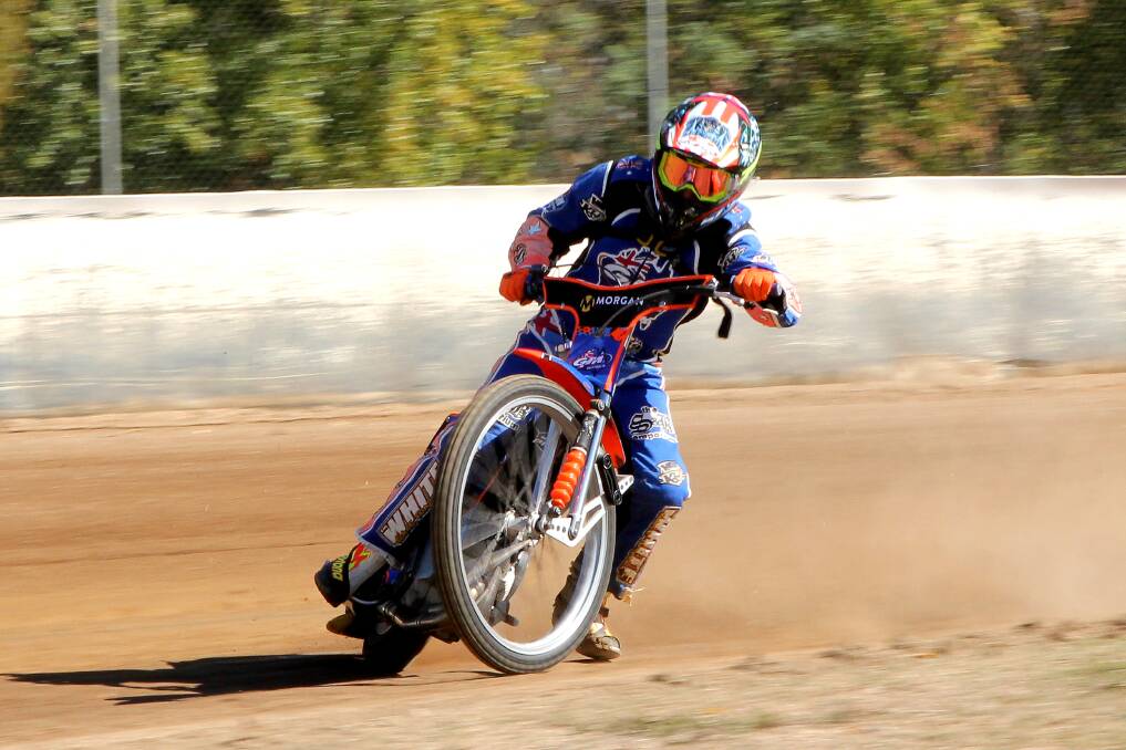 Maurice Brown on his 250cc speedway bike at Albury Wodonga earlier this year. Photo courtesy of Benette Telfer.
