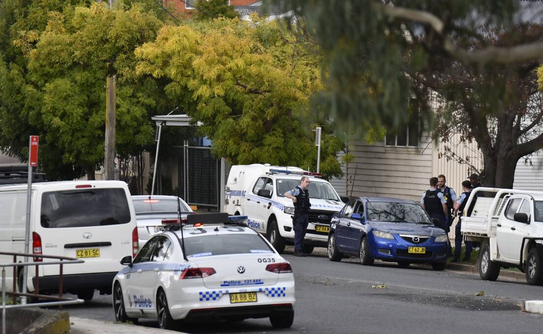 Police flocked to Warrendine Street on Saturday following reports of an armed man. Picture by Central Western Daily