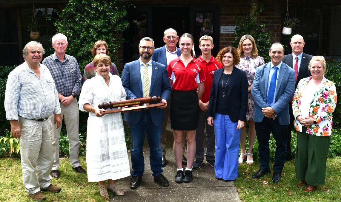 Deputy Head of Mission, Mr Roberto Rizzo (holding baton), Mr Franco Barilaro of the Italian Association and Ms Valentina Biguzzi, Educational and Cultural Office, joined mayor Ruth Fagan, other councillors and staff at the launch.