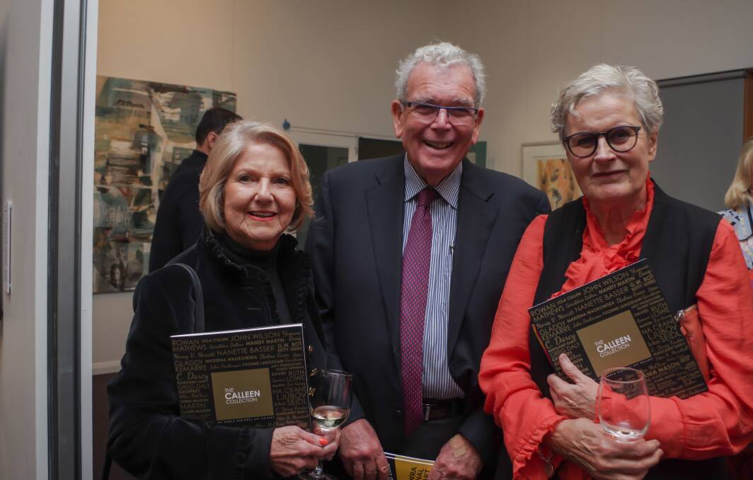 Jenni and Peter with former Calleen winner Mandy Martin and the new book on the awards.