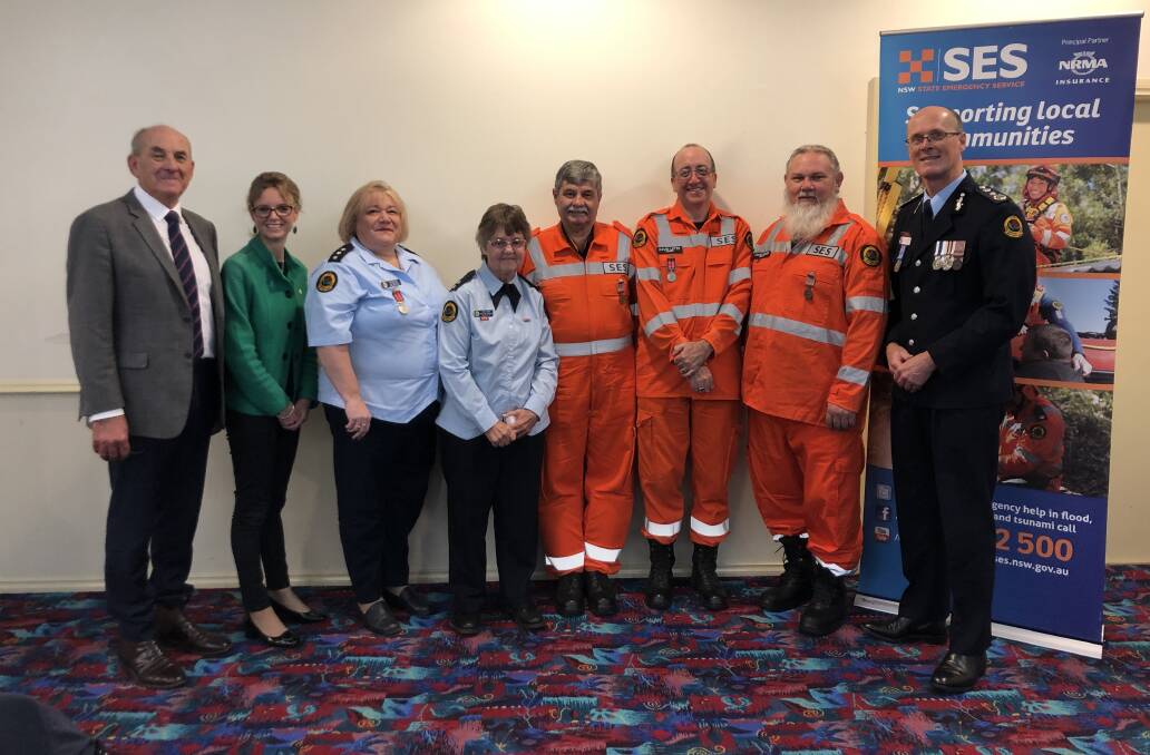 Cowra and Weddin Shire SES volunteers recognised