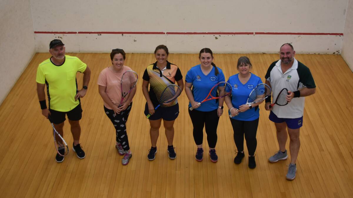 Lisa Camilleri with members of Cowra Squash Club last Friday. Photo: Kelsey Sutor 