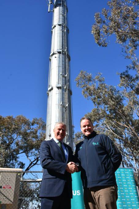 Member for Riverina and Deputy Prime Minister Michael McCormack with Optus Territory General Manager for Central West NSW, Tom O'Dea. 