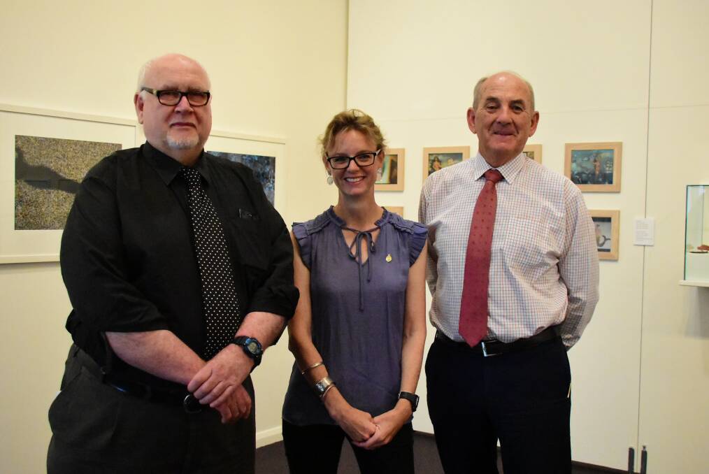 Director of Cowra Regional Art Gallery Brian Langer, Steph Cooke MP and Cowra Mayor, Councillor Bill West