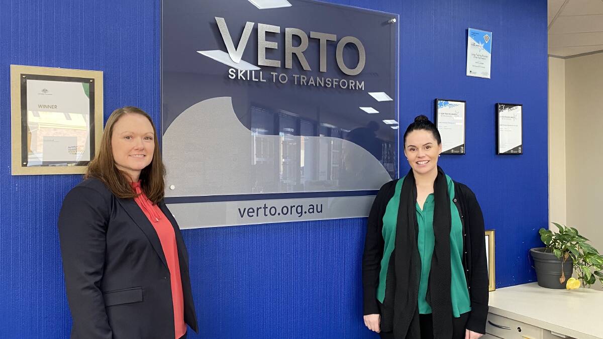 VERTO Chief Operating Officer Alyssa Bennett (left) and Employment Services Manager Peta Skinner celebrate VERTOs 5 Star jobactive rating in Cowra.
