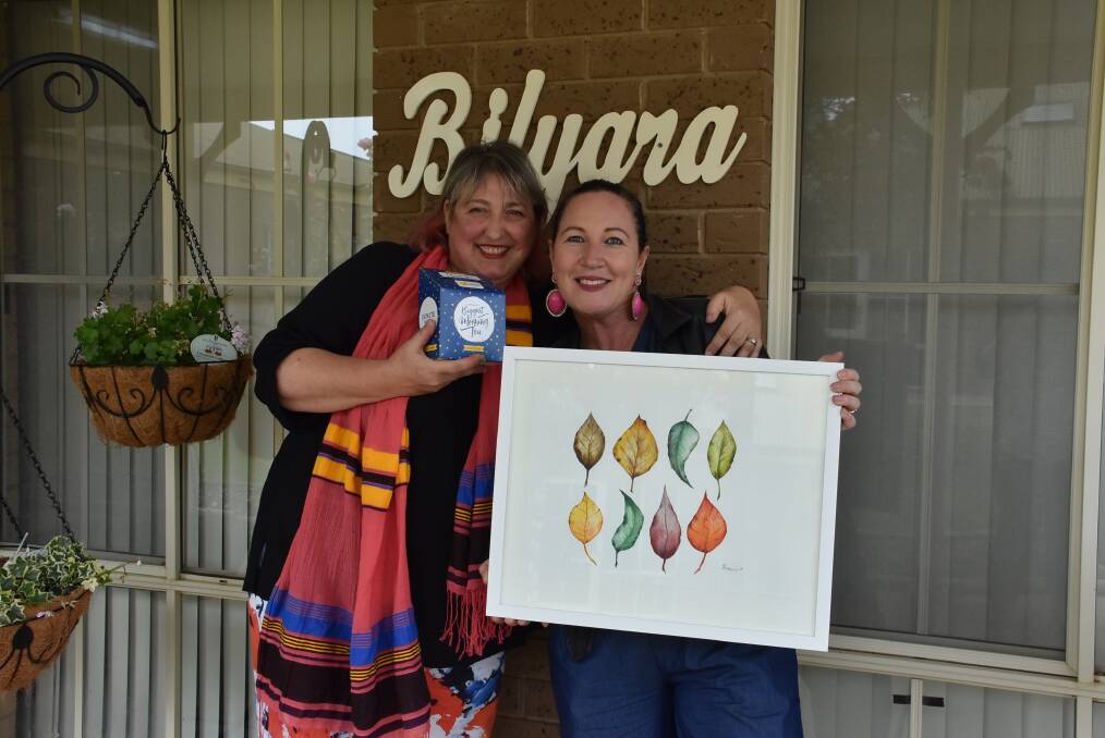 Artist Shani Nottingham was the special guest for Bilyara's Biggest Morning Tea. She is pictured with Leisure and Lifestyle Co-ordinator Vanessa Warren. 
