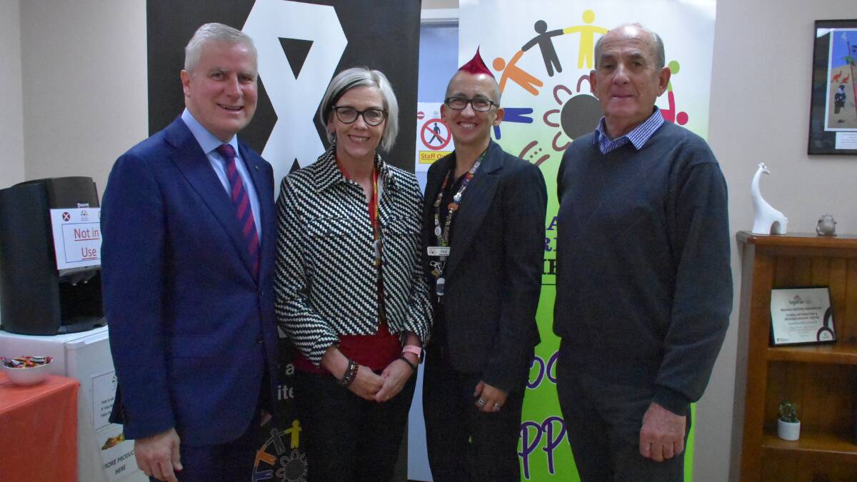 Deputy Prime Minister and Member for Riverina, Michael McCormack, Fran Stead and Hell Horton from CINC with Cowra Mayor, Councillor Bill West. 