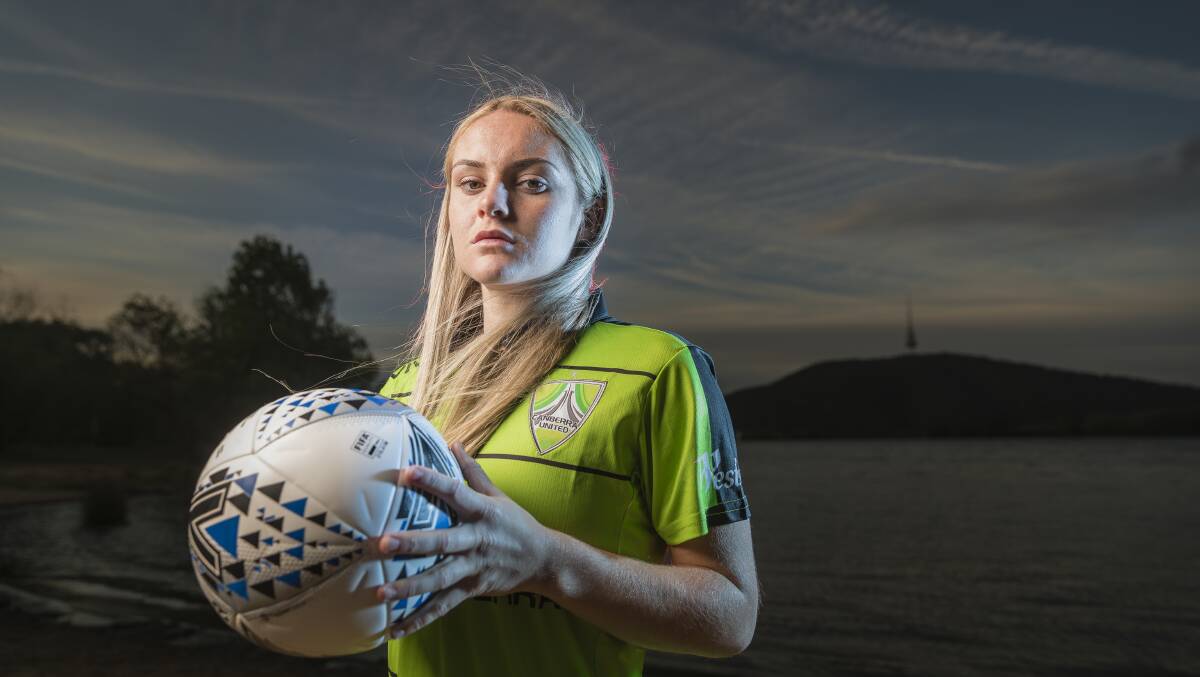 Ellie Carpenter, wearing her former side's (Canberra United) colours. Photo: Sitthixay Ditthavong