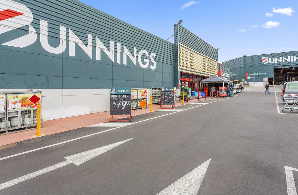 The front of a Bunnings store. Picture is from file