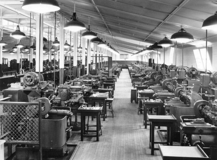 The Showground Pavilion in 1943 with machines to make parts for the Bren Gun.