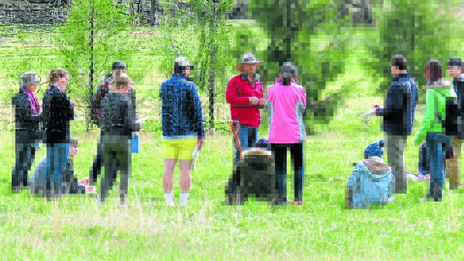 Mid Lachlan Landcare Grazing Officer Scott Hickman addresses a group from the Australian National University undertaking one of MLL's field trips. Mid Lachlan Landcare will be providing one of five field trips next week.