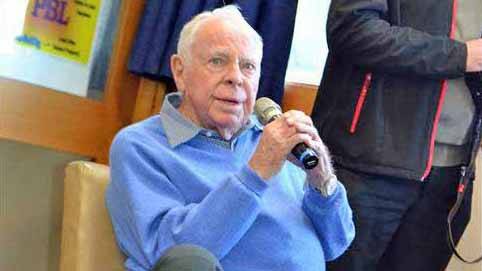 Journalist and author Harry Gordon has died, aged 89. He is pictured here speaking to school students in Cowra at the 70th Breakout Anniversary commemorations last year.