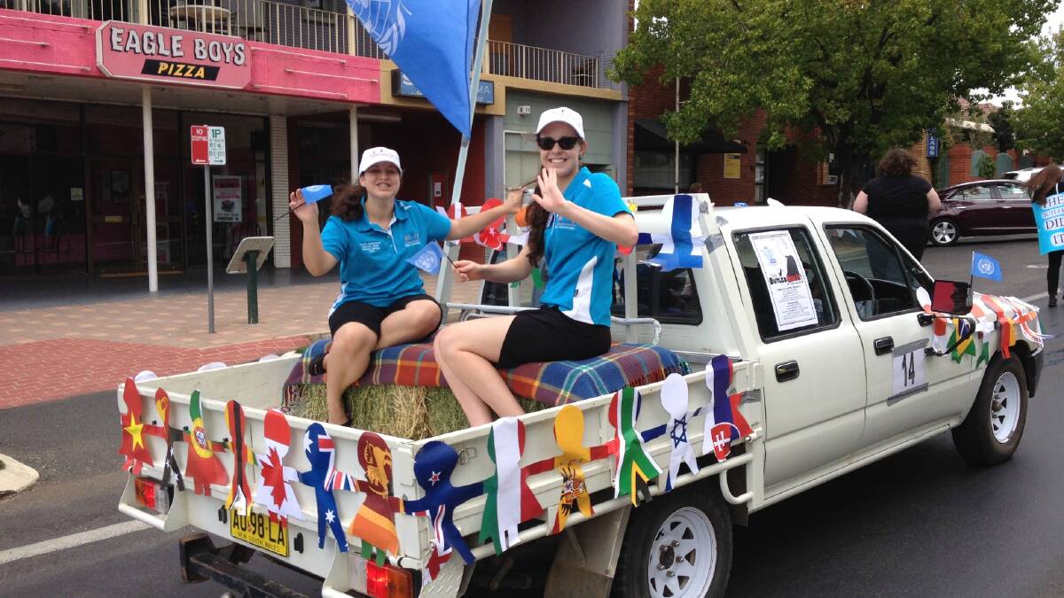 Images from today's Cowra Festival of International Understanding Street Parade.