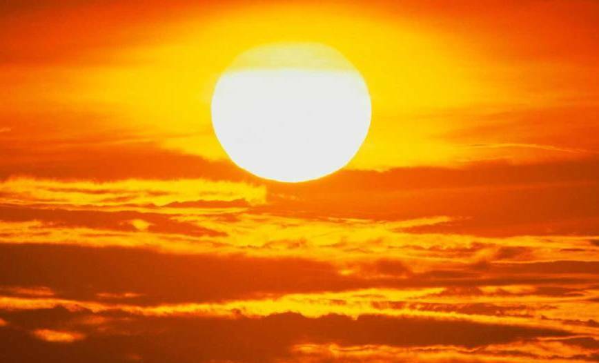HOT DAYS: The mercury will soar into the 40s for almost every Central West location this week. Photo: FILE